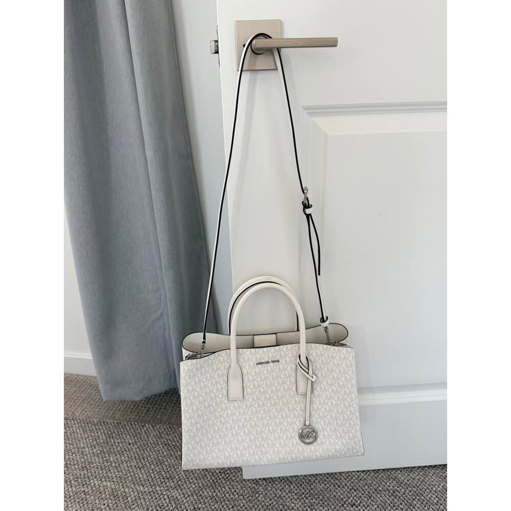 Michael Kors Ruthie Signature Large Satchel Bag - Optic White (LIKE NEW) - Picture 9 of 10